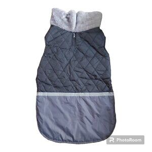 Nwot Gray With Faux Fur Trim 100% Polyester Quilted Winter Dog Coat - Size XL